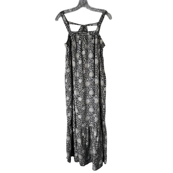 Old Navy Sleeveless Square Neck Tie-Back Cutout Maxi Swing Dress Womens M Black - Picture 3 of 9